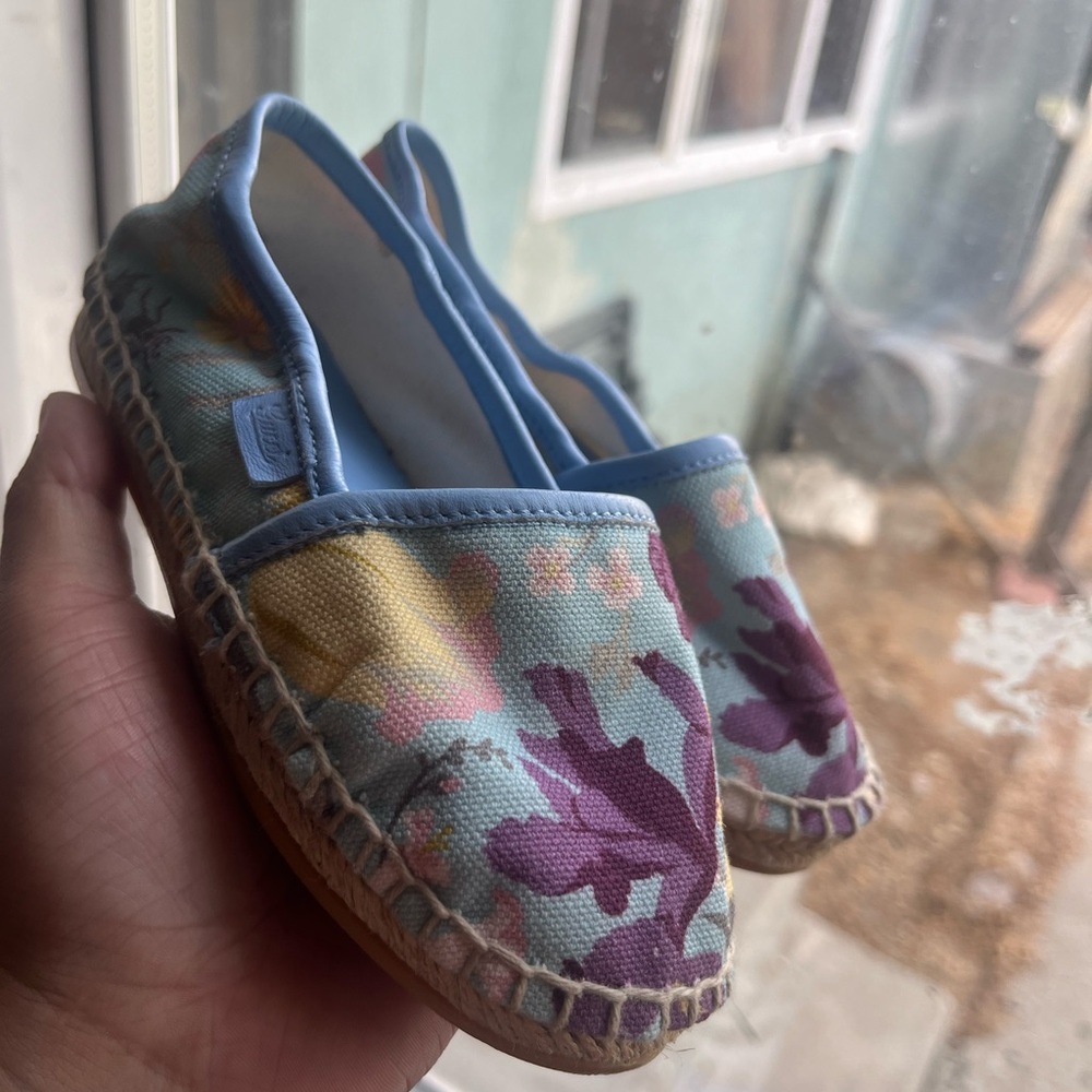 Floral Espadrille Slip-On Shoes Gucci - Blue and Purple